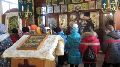 Чемодановские школьники побывали в молитвенном доме в честь Введения во храм Пресвятой Богородицы