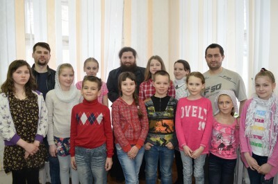 Активисты православного молодежного общества «Фавор» организовали досуг для юных прихожан во время весенних каникул
