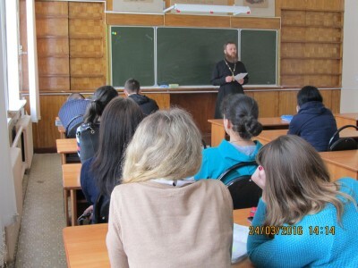 Состоялись очередные встречи священника Илии Иванова со студентами в отделениях Пензенского многопрофильного колледжа