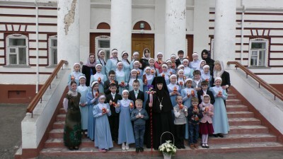 Состоялась паломническая поездка Архиерейского детского хора в Наровчатский Троице-Сканов женский монастырь