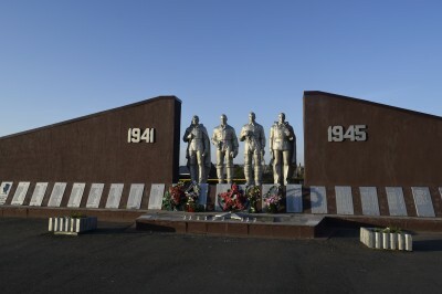 В Заречном почтили память участников и жертв Великой Отечественной Войны минутой молчания