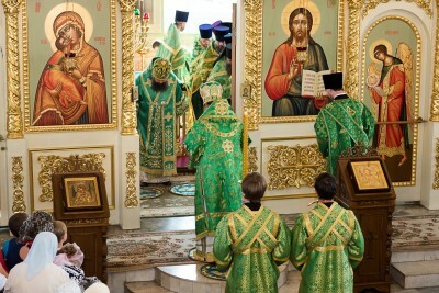 В день памяти Иоанна Оленевского состоялась праздничная Литургия в храме прп. Сергия Радонежского села Соловцовка