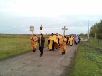 Крестный ход с мощами и иконой свт. Иннокентия Пензенского прибыл в Башмаково