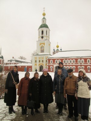 Пензенские паломники посетили Рождество-Богородичный Санаксарский мужской монастырь