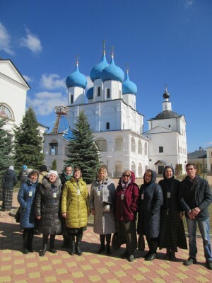 Пензенские паломники посетили Высоцкий мужской и Введенский Владычний женский монастыри города Серпухова