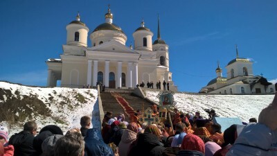 В Светлую пятницу пензенские паломники посетили село Большая Валяевка