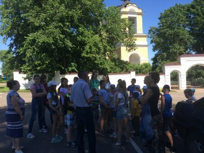 В детском лагере в Тарханах открылась православная смена