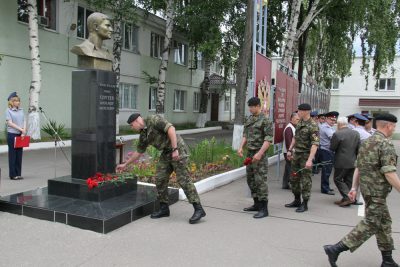В Пензе почтили память Героя России Александра Сергеева