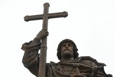 В День Крещения Руси состоится крестный ход к памятнику князя Владимира