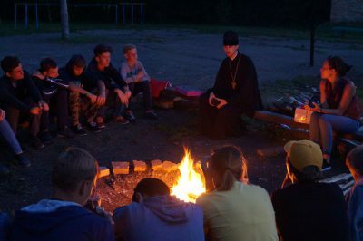 В день памяти святого равноапостольного великого князя Владимира священник посетил летний лагерь в селе Блохино