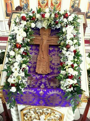 В праздник Воздвижения Креста Господня благочинный Каменского округа совершил Литургию в Димитриевском храме г. Каменки