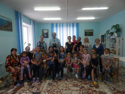 Волонтеры Союза православной молодежи организовали  праздничное мероприятие для пациентов детской больницы