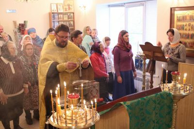 Пензенская Православная община глухих и слабослышащих людей отметила первую годовщину со дня возрождения богослужений на языке жестов