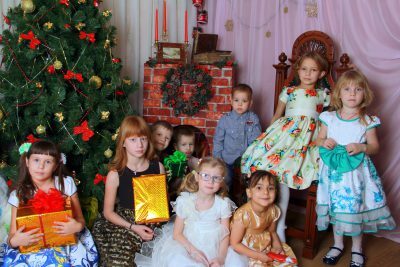 Воспитанники Детского православного приюта «Серафим» посетили фотостудию “Горлица”