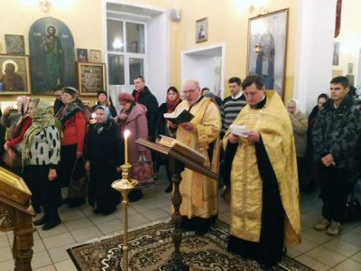 Новогодний молебен в Никольском храме в Терновке