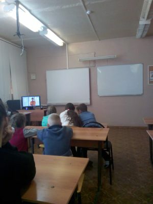 Священник встретился с учащимися общеобразовательной школы села Дигилевка