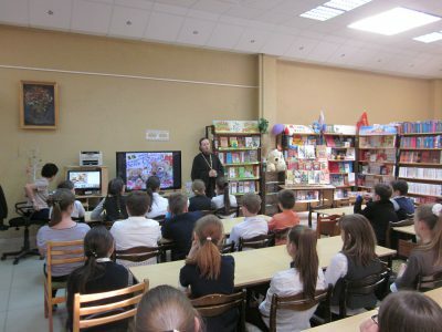 В центральной детской городской библиотеке города Заречный состоялись встречи со школьниками