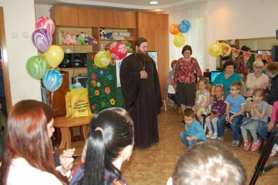 В День защиты детей священнослужитель посетил Комплексный центр социального обслуживания населения города Заречного