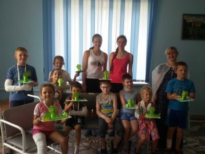 Волонтеры Cоюза православной молодежи посетили детей, проходящих лечение в Детской областной больнице имени Филатова