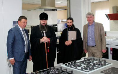 Митрополит Серафим посетил АО «Пензенское производственное объединение электронно-вычислительной техники имени В.А. Ревунова»