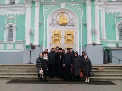 Приход Покровского архиерейского собора совершил паломничество в Дивеево