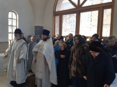 В Успенском кафедральном соборе почтили память Святейшего Патриарха Алексия II и архиепископа Серафима (Тихонова)