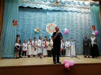 Воспитанники отряда краеведов «Пешая слобода» поздравили с Пасхой ветеранов и детей с ограниченными возможностями