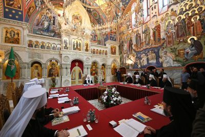 Решением Священного Синода митрополит Серафим назначен временно управляющим Кузнецкой епархией