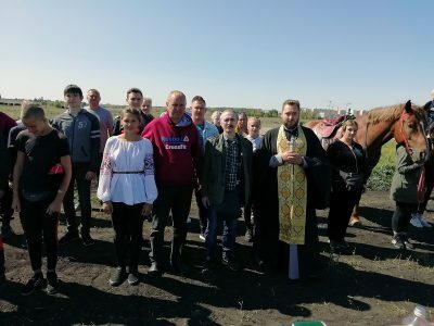 Протоиерей Антоний Шварев совершил молебен на открытии чемпионата по джигитовке