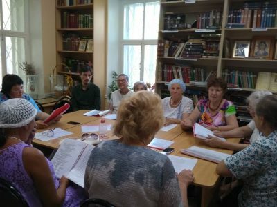 Состоялась встреча библейско-богословского клуба «Разговор у печки» при Покровском архиерейском соборе