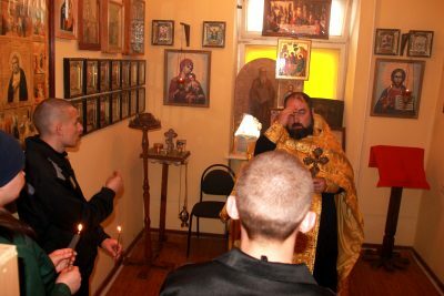 Священник Михаил Земцов посетил осужденных, содержащихся в СИЗО №1