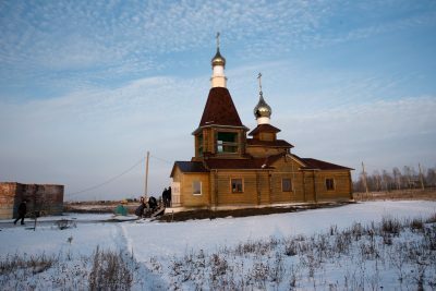 Митрополит Серафим освятил колокола для Рождественской церкви села Кижеватово