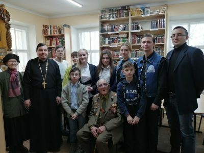 Прихожане Покровского собора встретились с ветераном Великой Отечественной войны