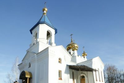В день памяти святителя Николая Чудотворца митрополит Серафим совершил Литургию в Николо-Покровском храме Кузнецка