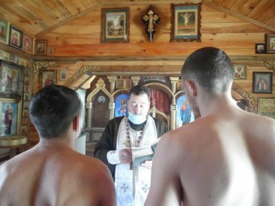 Протоиерей Антоний Шварев совершил Таинство Крещения в исправительной колонии №7