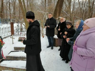 В 120-ю годовщину со дня смерти действительного члена ИППО Попова П.И. на его могиле была совершена заупокойная лития
