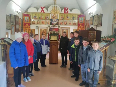 Учащиеся Виргинской средней школы посетили Михайло-Архангельскую церковь в родном селе