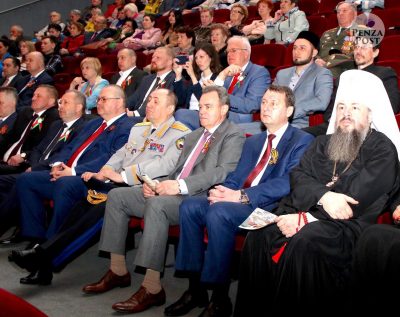Митрополит Серафим принял участие в торжестве, посвященном Дню Победы