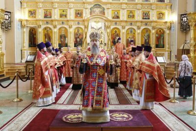 Митрополит Серафим возглавил торжества по случаю 10-летия возрождения Кузнецкой епархии