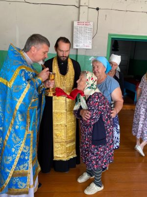 В селе Иванисовка совершена миссионерская литургия