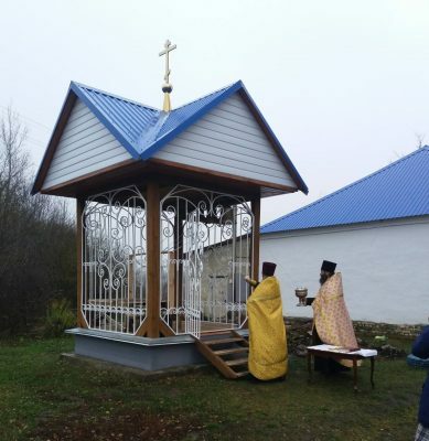 В селе Потьма состоялось освящение колоколов и звонницы для молитвенного дома в честь Рождества Христова