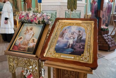В Неделю по Богоявлении митрополит Серафим совершил литургию в Богоявленской церкви поселка Мокшан