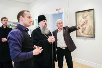 Митрополит Серафим посетил открытие выставки в Губернаторском доме