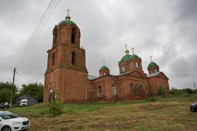 В Неделю 8-ю по Пятидесятнице митрополит Серафим совершил литургию в Троицкой церкви села Михайловка
