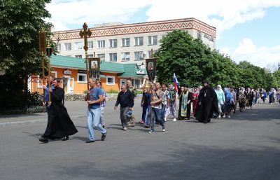 В Нижнем Ломове прошел традиционный крестный ход с Казанской-Нижнеломовской иконой Божией Матери