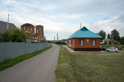 В Неделю 10-ю по Пятидесятнице митрополит Серафим совершил литургию во Владимирском храме села Лебедевка