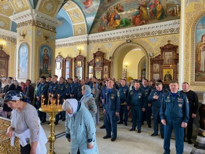 Пензенские пожарные приняли участие в торжествах по случаю чествования иконы Божией Матери «Неопалимая Купина»