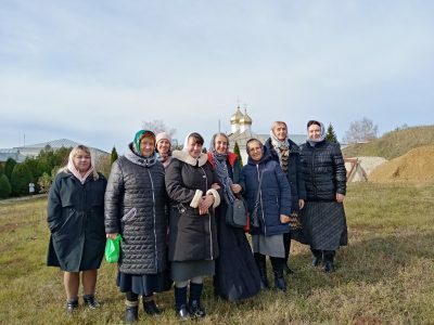 Верующие из Пензы посетили Свято-Троицкий мужской монастырь в Мордовии