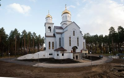 В Заречном состоялось малое освящение храма в честь преподобного Серафима Саровского
