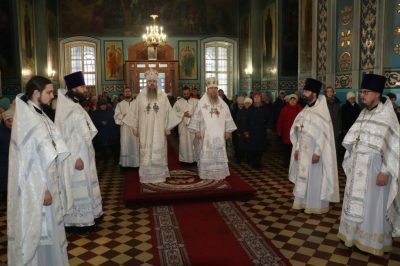 В престольный праздник митрополит Серафим возглавил литургию в кафедральном соборе Архангела Михаила г. Сердобска
